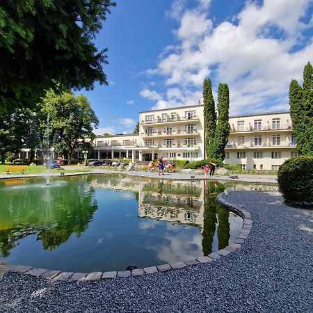 Hotel Palace - Kupele Sliac Ngoại thất bức ảnh