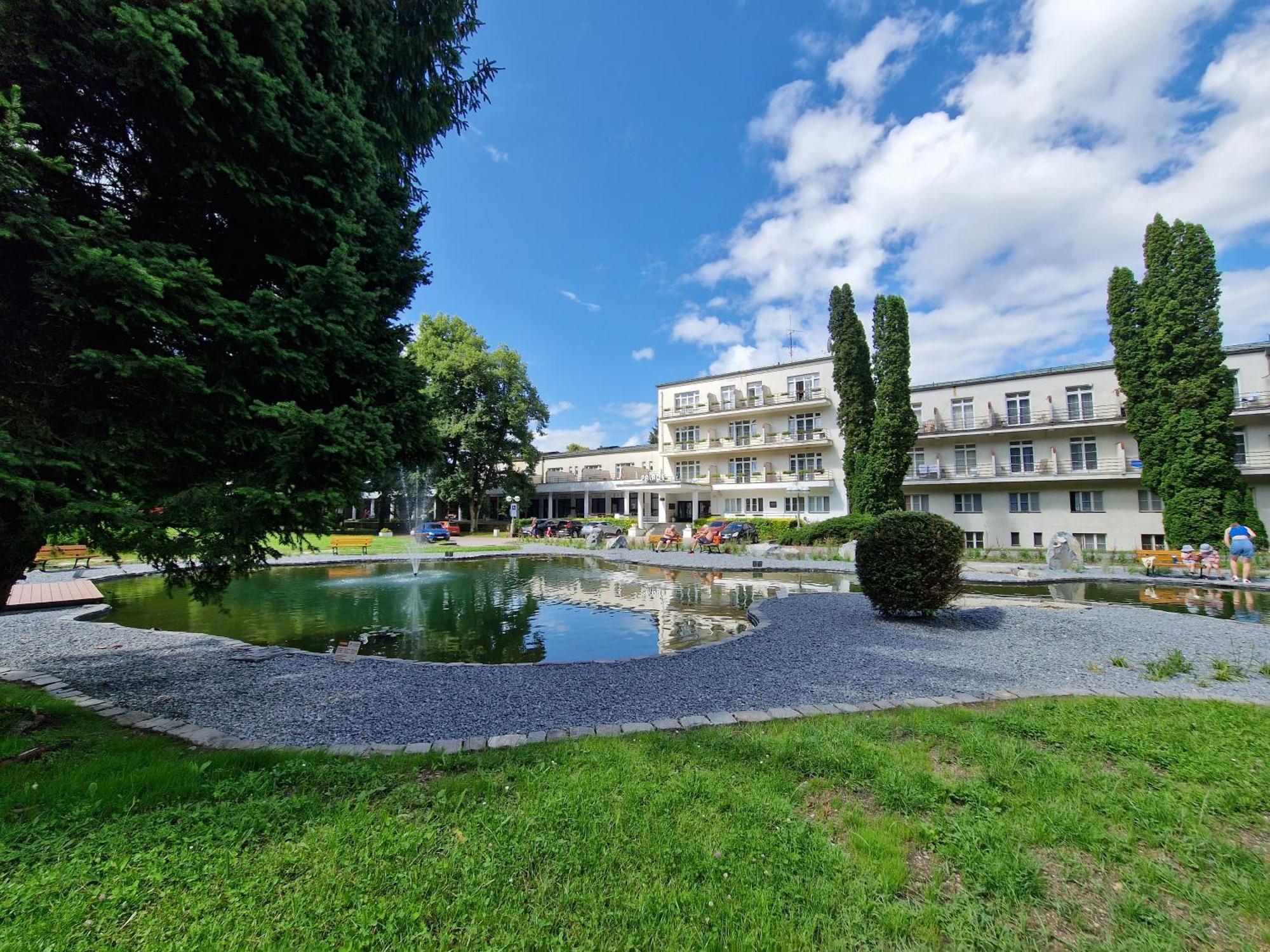 Hotel Palace - Kupele Sliac Ngoại thất bức ảnh